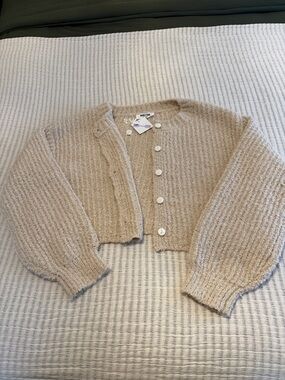 Double Zero - Cozy Cream Cropped Button Cardigan Sweater